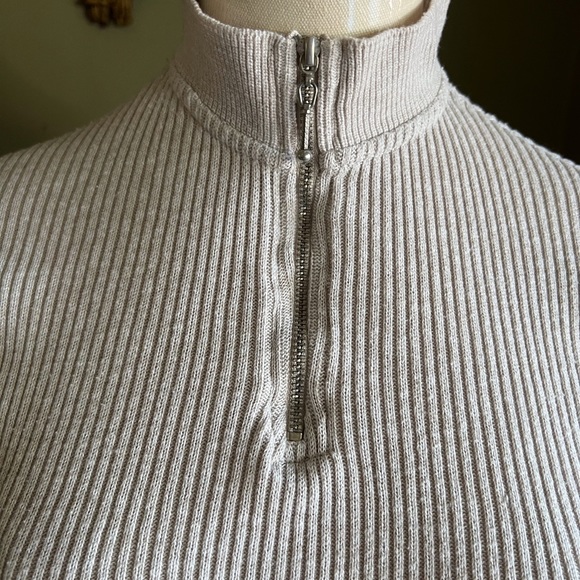 Zara - Picture 3 of 6